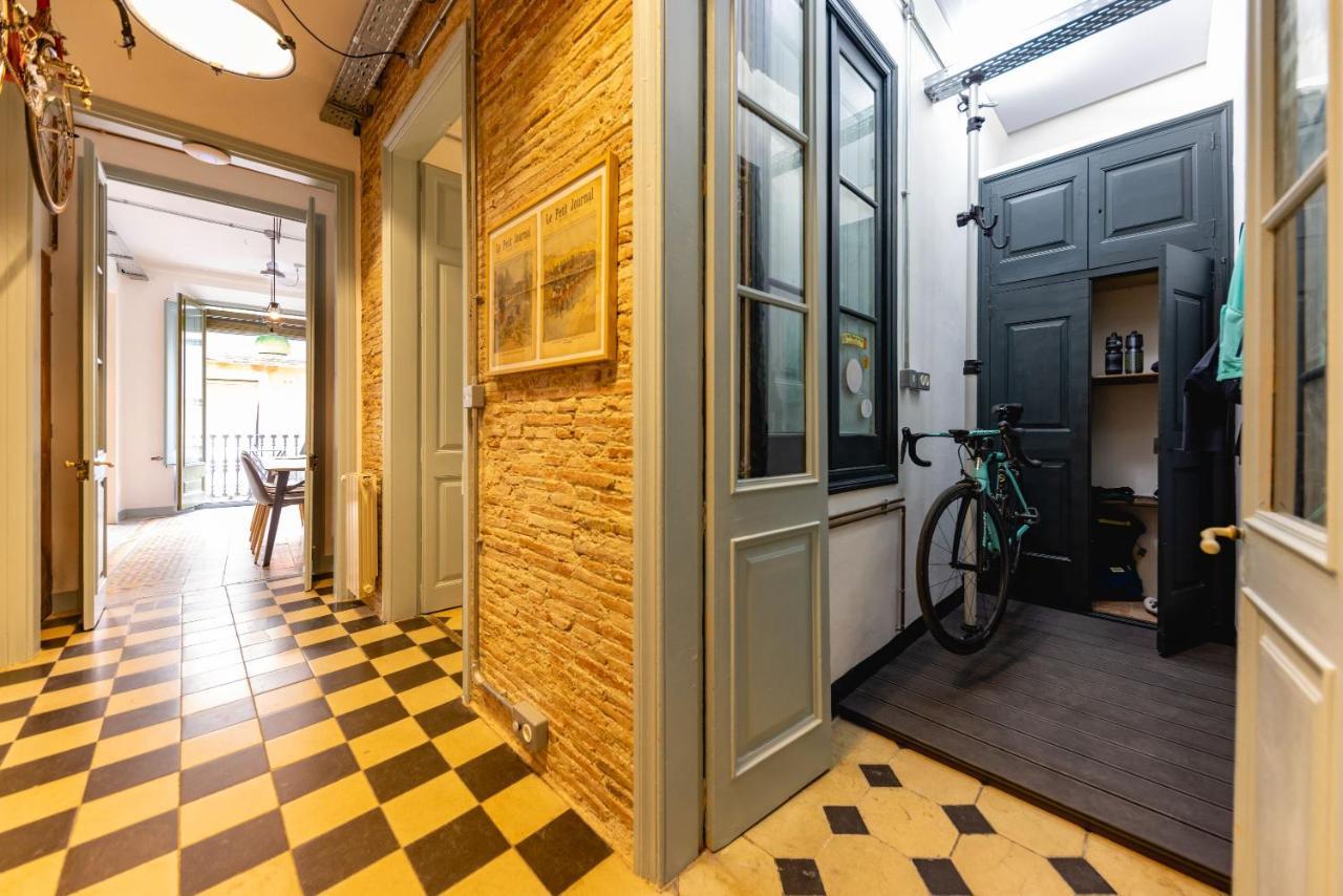 Bravissimo Les Rajoles, Unique 3-Bedroom Apartment Girona Exterior foto