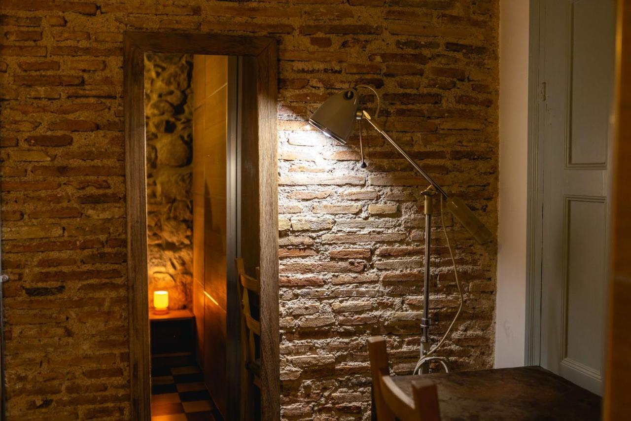 Bravissimo Les Rajoles, Unique 3-Bedroom Apartment Girona Exterior foto